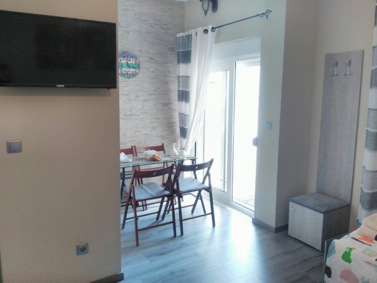 Petro'S Apartment Korce Extérieur photo